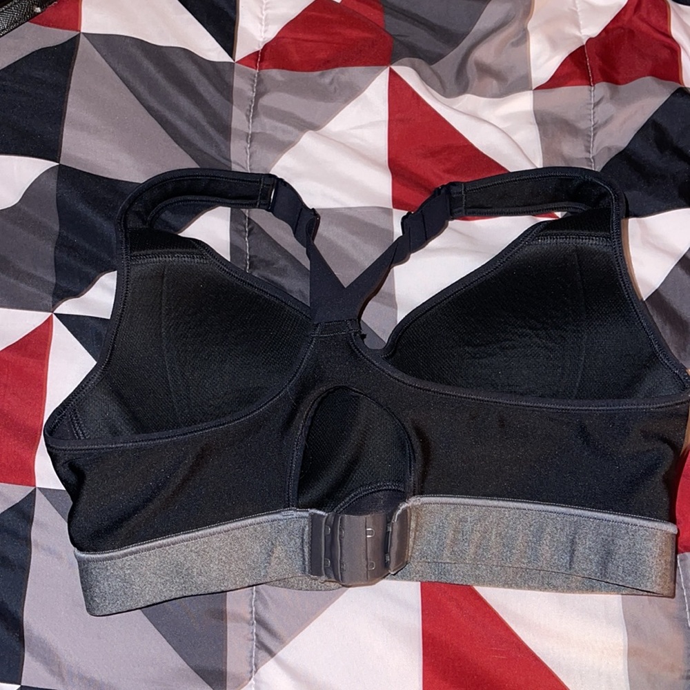 Under Armour High Impact Sports Bra View 2